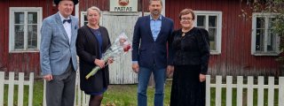 Knygos „Veliuonos miestelis ir...