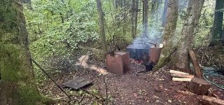 Jurbarko rajone pareigūnai aptiko naminės degtinės fabrikėlį