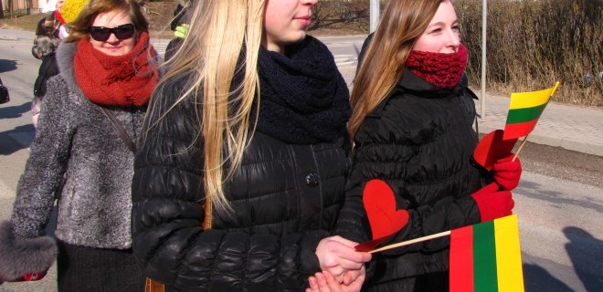 Jaunimas atsiliepė į jaunimo raginimą Kovo 11-ąją švęsti kitaip - šventinėje eisenoje