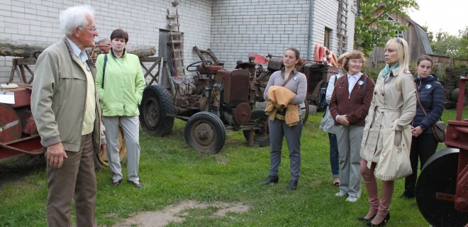Į ekskursiją po muziejų bei susipažinti su ateities planais buvo pakviesti tie, kuriems labiausiai rūpi šio unikalaus kultūros židinio likimas.