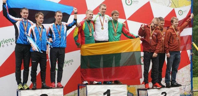Estafečių apdovanojimai Baltijos šalių čempionate.