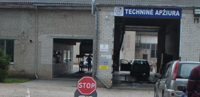 Siekiant vairuotojams sudaryti palankesnes sąlygas atlikti privalomąją techninę apžiūrą, sudaromos dvi eilės: viena skirta pasirinkusiems bendrą eilę, kita – iš anksto užsiregistravusiems.