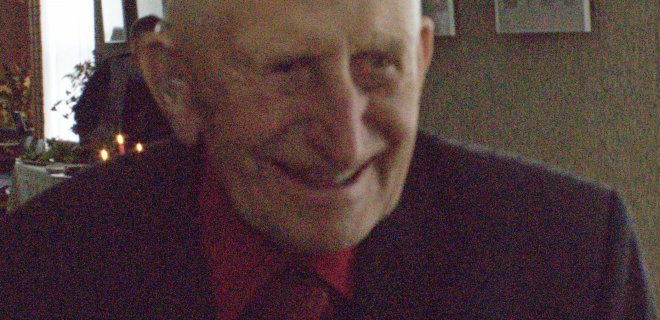Pirmasis Jurbarko rajono ūkininkas 91 metų K.Sodeika iš Seredžiaus seniūnijos.  Senolis ūkininkauja iki šiol.