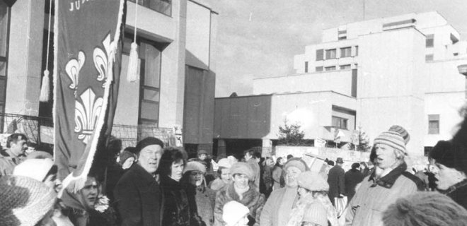 Jurbarkiečiai ruošiasi vykti ginti Parlamentą.