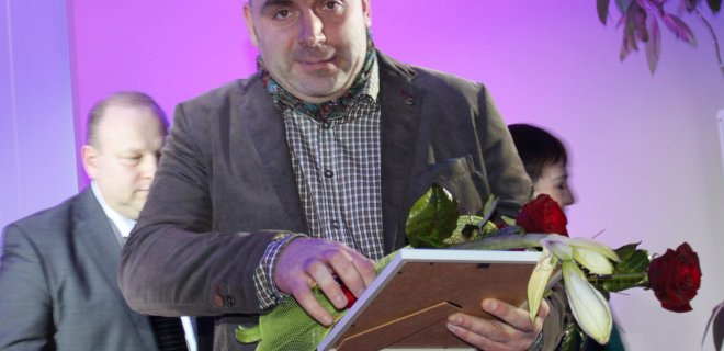 Jurbarko krašto verslininkų sąjunga už įmonių plėtrą ir investicijas apdovanojo UAB „DK statyba“ vadovą Daivarą Rybakovą ir UAB „EIKAS“ vadovą Kastytį Jokubaitį.
