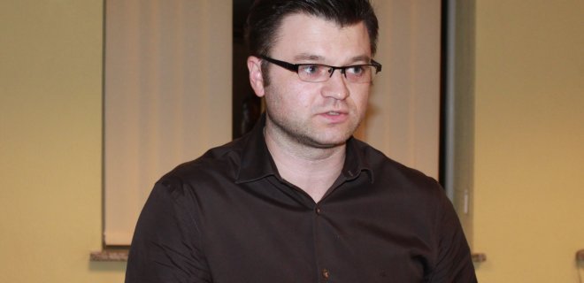 „Jaunosios kartos“ lyderis verslininkas S. Meškauskas į tarybą pateko antru bandymu. Prieš ketverius metus į tarybą nesėkmingai kandidatavo socialdemokratų sąraše.