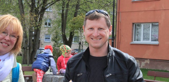 Pirmasis JVC direktorius Ernestas Sinkus. Paklaustas, kaip jaučiausi per jo sumanytas verslo dienas, atsakė lakoniškai – su nostalgija.
