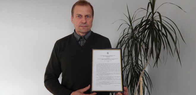 Jurbarko saugaus eismo centras gavo licenciją ir pradėjo organizuoti pavojingų krovinių vežimo (ADR) kursus. Nuotraukoje šio centro savininkas Česlovas Blažys.