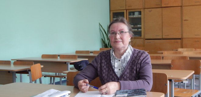 Eržvilko gimnazijos fizikos mokytoja Albina Tamošaitienė: „Man darbas mokykloje visuomet buvo mielas. Neapsirikau jį pasirinkdama, nes norėjau būti mokytoja.“