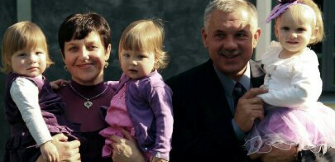 Rima ir Jurgis Balčiūnai su savo mylimomis anūkėmis.