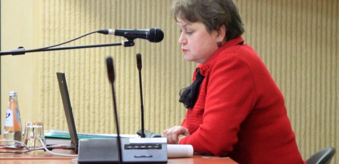 Viena pagrindinių rajono savivaldybės finansinio dokumento autorių - finansų skyriaus vedėja Audronė Stoškienė.