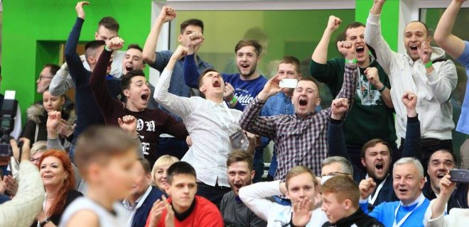 RKL prezidentas buvo sužavėtas Jurbarko sirgaliais. / RKL/S.Čirbos nuotr. nuotr.