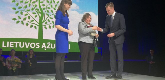 Apdovanojimą atsiėmė P.Gervyliaus dukra Jūratė / TS-LKD nuotr.