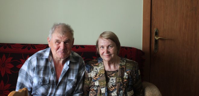 Kęstutis ir Eleonora Girdžiai kartu jau 48-eri metai. Abu tremtiniai susipažino Smalininkuose, čia ir gyvena. Aktyviai dalyvauja Lietuvos PKTS Jurbarko skyriaus veikloje.