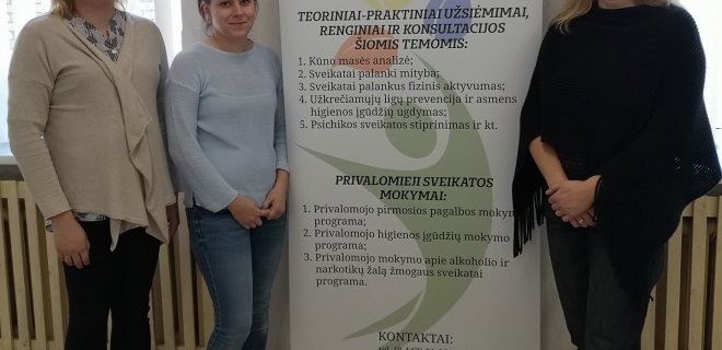 Visuomenės sveikatos biuro darbuotojai  vykdo įvairią veiklą – ne tik organizuoja  įvairias fizines mankštas, bet ir kviečia lektorius, kurie pasakoja apie sveiką gyvenseną, padeda prevenciškai užkirsti kelią įvairioms ligoms.