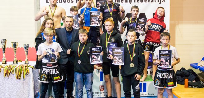 „Pantera“ komanda I vieta čempionate / Klubo „Pantera“ nuotr.