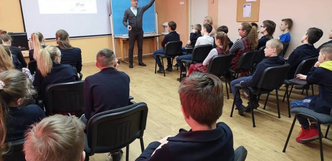 Paskaitą „Mokykla be patyčių” vedė lektorius Donatas Grigalis.