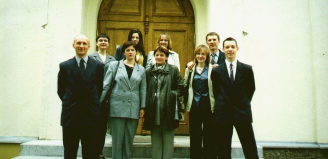 Pirmasis „Vadžgirio sakralinės muzikos ansamblio“ koncertas Jurbarko cerkvėje. Apie 2001-2002 m. / asmeninio archyvo nuotr.