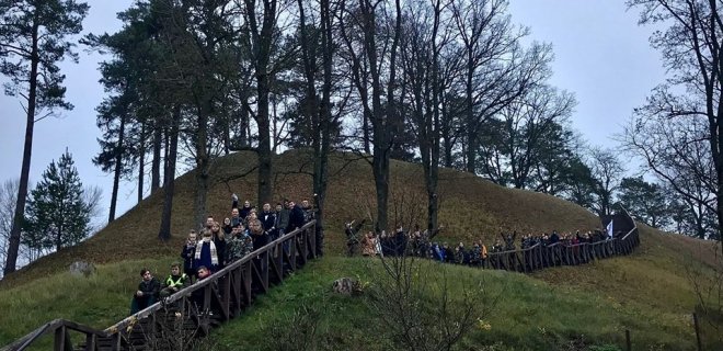 Veliuonos Antano ir Jono Juškų gimnazijos nuotr.