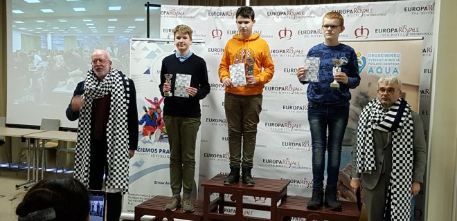 Trečią vietą iškovojęs Ąžuolas Norkūnas (pirmas iš kairės) / V. Jankūno nuotr.