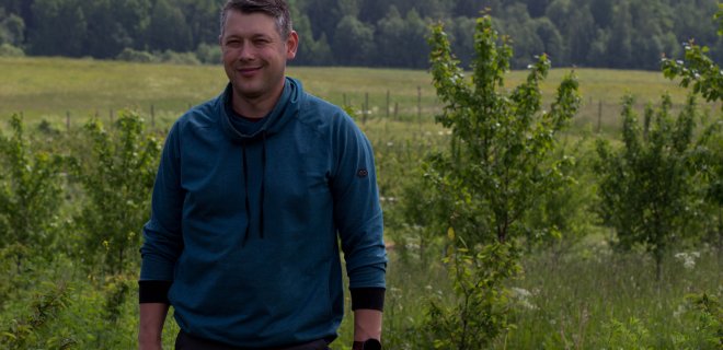 Pasak Rolando Lančicko, savo šeimos ūkiui modernizuoti jis gavo beveik 15 tūkst. eurų paramos. / Karolinos Baltmiškės nuotr.