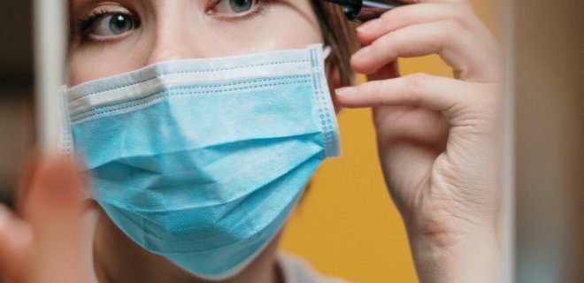 Nuo rytojaus eidamos pasivaikščioti pasidažykit lūpytes – kaukių lauke prireiks rečiau / pexels nuotr.