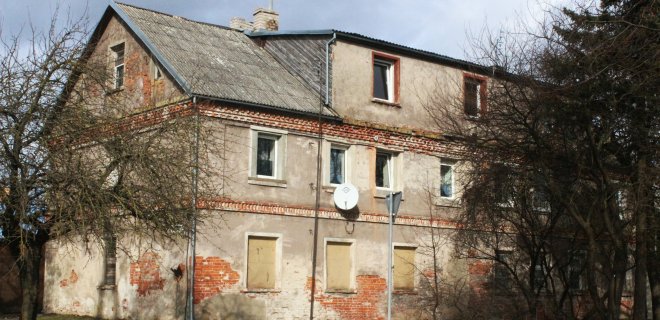 Klišių dvaro rūmai. Dabar daugiabutis