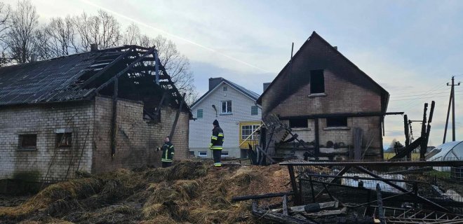 Gaisras Pauliuose / Paulių kaimo bendruomenės facebook paskyros nuotr.