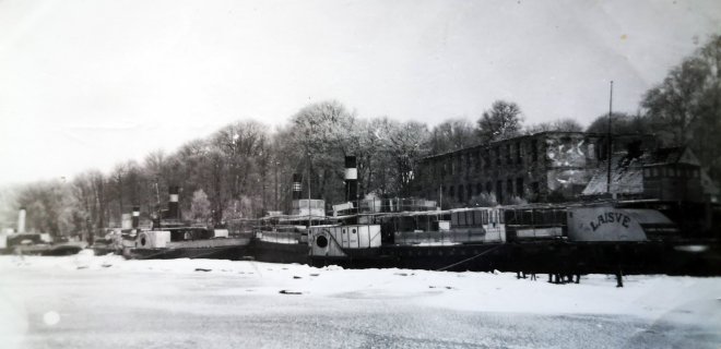 Žiemojantys garlaiviai Mituvoje / A. Puidokaitės archyvo nuotr.