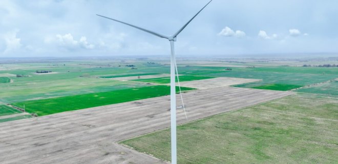 Pirmoji vėjo turbina prie Skirsnemunės / Greengenius.com nuotr.