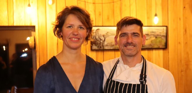 Jau veikiančio „The Boar Bistro“ savininkai Ramunė ir Šonas Fernanai.