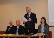 Ūkio ministras E. Gustas (trečias iš kairės) susirinkusiems pristatė ES struktūrinės paramos mechanizmus.