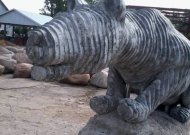 Jurbarkietis sukūrė akmeninę panterą