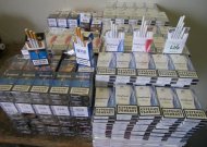 Jurbarko rajono gyventojas rusiškų cigarečių atsivežė mikroautobuso slėptuvėje