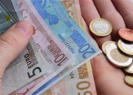 Artėjant euro įvedimui nepakliūkite į sukčių rankas
