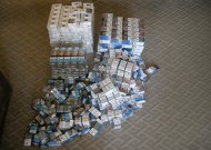 Policininkai ir pasieniečiai garaže aptiko 836 pakelius cigarečių