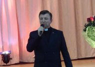 Renginio dalyvius maloniai nustebino buvusio parapijos klebono Rimvydo Adomavičiaus atliekamos dainos.