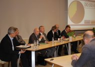 Diskusijoje, kurioje dalyvavo visi aštuoni kandidatai į Jurbarko rajono merus, pasigesta konkretumo.