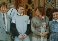 Su kolega Kovo 11-osios Akto signataru Emanueliu Zingeriu (pirmas dešinėje) pirmojoje diplomatinėje misijoje Norvegijoje, 1990-ųjų kovo pabaiga.