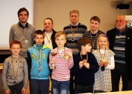 Jurbarkiečiams šachmatininkams namų sienos padėjo - iškovojo 9 medalius iš 15-os galimų