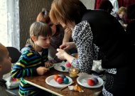 Artėjančių Velykų proga jurbarkiečiai mokėsi margučių marginimo meno