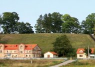Veliuonoje nieko netrūksta, tik žmonių