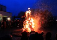 Tradicinių Kanapinio ir Lašininio kumštynių susirinkusieji į Užgavėnių šventę neišvydo (VIDEO)