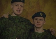 Tarnauti tėvynei išėjo abu broliai jurbarkiečiai Rytis ir Andrius Bakšiai. Vaikinai tarnauja toje pačioje LDK Vytenio bataliono kuopoje Marijampolėje.