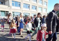 Pirmokus rugsėjo 1-ąją ves ne dešimtokai, o aštuntokai. Dvi pagrindinės miesto mokyklos bus perorganizuojamos į progimnazijas, arba aštuonmetes.