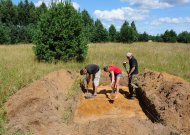Archeologai ieškojo degintinio kapinyno, rado akmens amžiaus gyvenvietę (ATNAUJINTA)