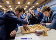 Tai įdomu: jaunasis norvegas apgynė pasaulio šachmatų čempiono titulą