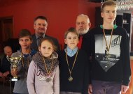 Taurę į Jurbarką parvežusi komanda.