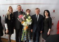 Režisierei Danutei Samienei įteikė medalį už tarnystę Lietuvai