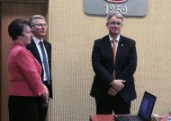 Valdančioji dauguma tvirta. S. Lapėnas išsaugojo vicemero postą (nuotraukos)
